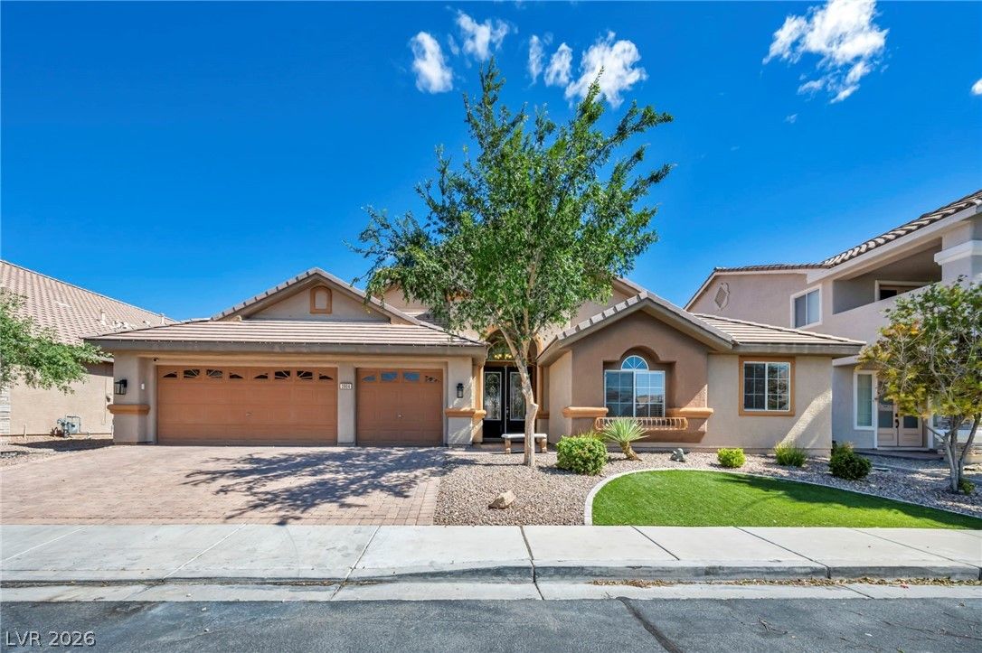 3904 Campanario Avenue — photo 5