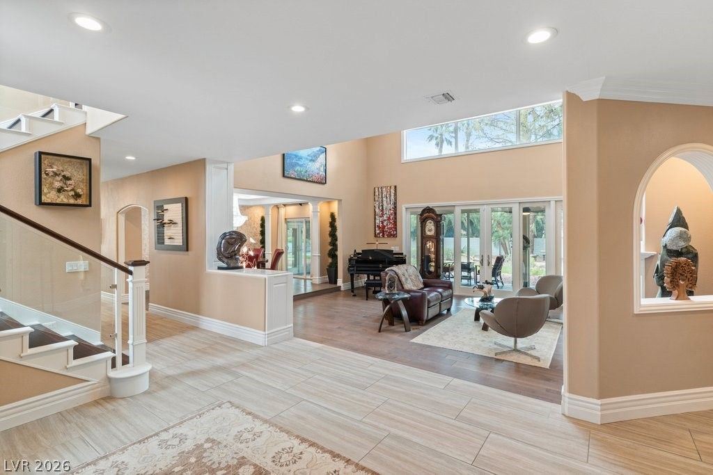 7 Larkside Court — photo 3