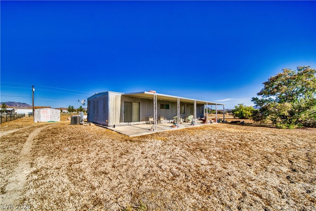 1260 Windy Lane — photo 3