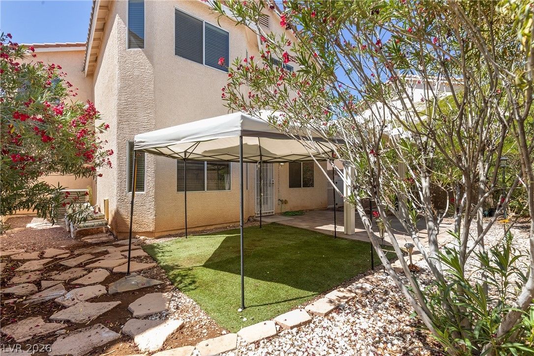 8934 Deep Ridge Court — photo 2