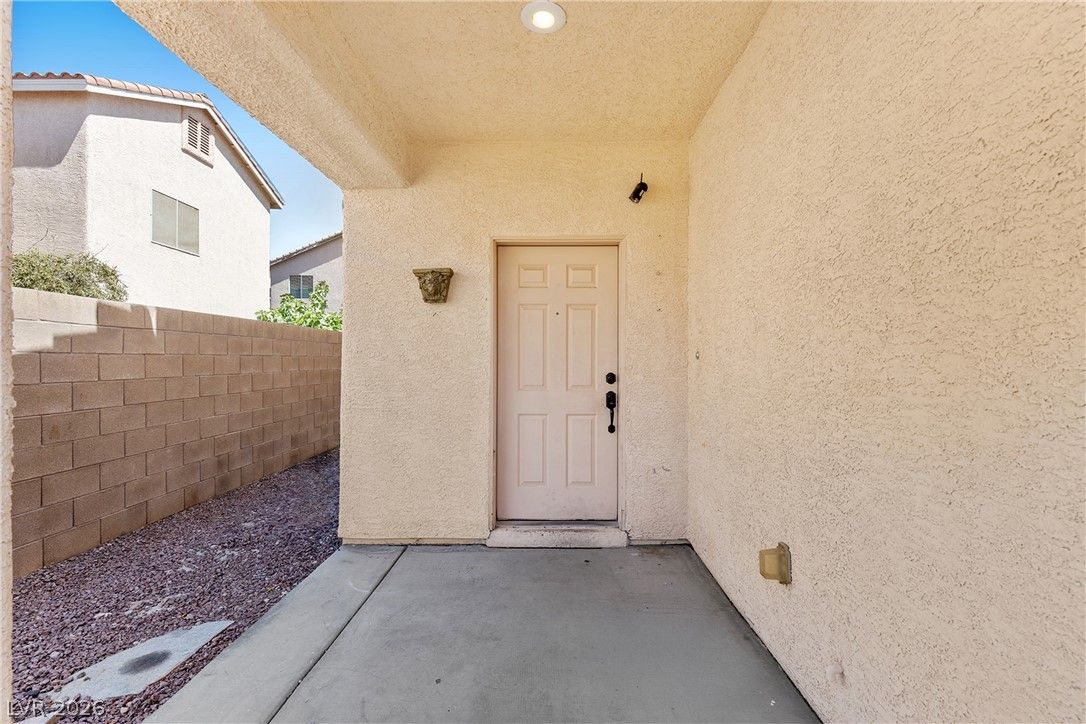 8934 Deep Ridge Court — photo 4