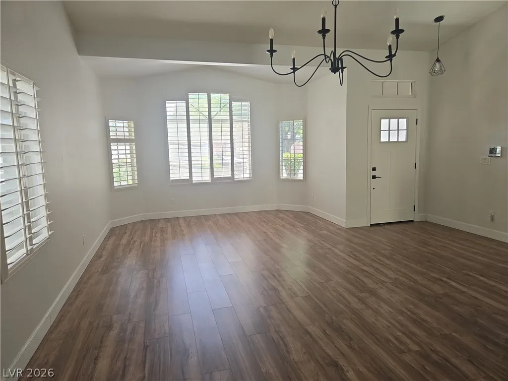 2246 Alanhurst Drive — photo 4