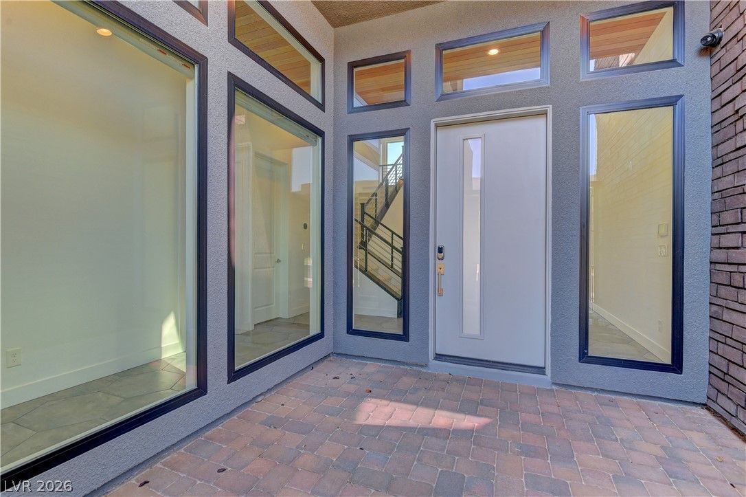 10740 Steel Ridge Court — photo 2
