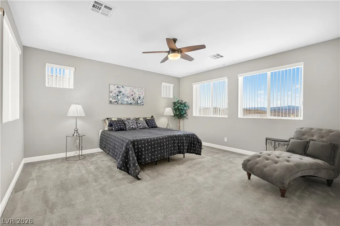 3360 Lochside Drive — photo 5