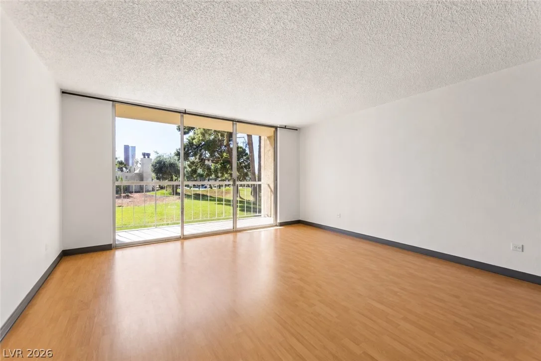 750 South Royal Crest Circle 312 — photo 3