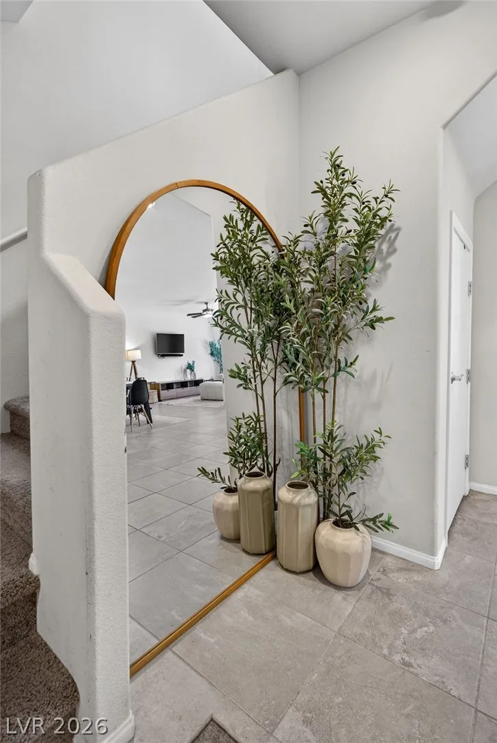 3823 Berenices Avenue — photo 3