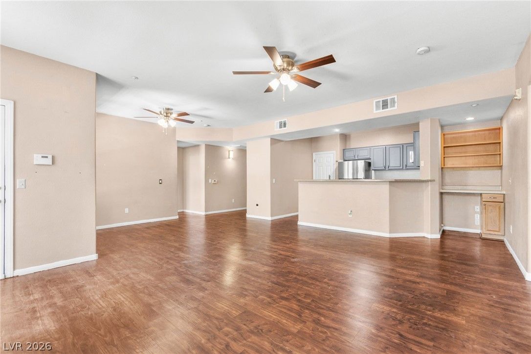 5855 Valley Drive 1043 — photo 5