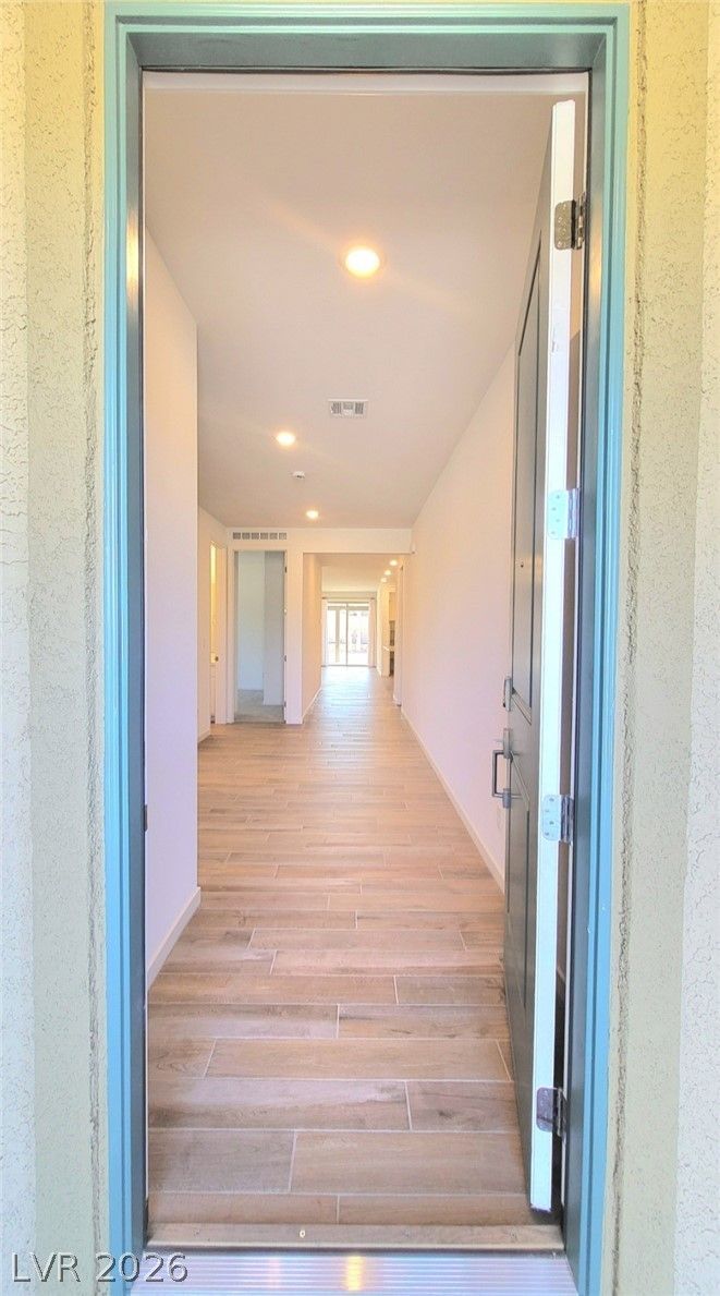 5447 Splendido Avenue — photo 4