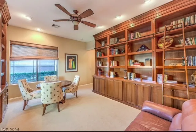 7 Holly Tree Court — photo 3