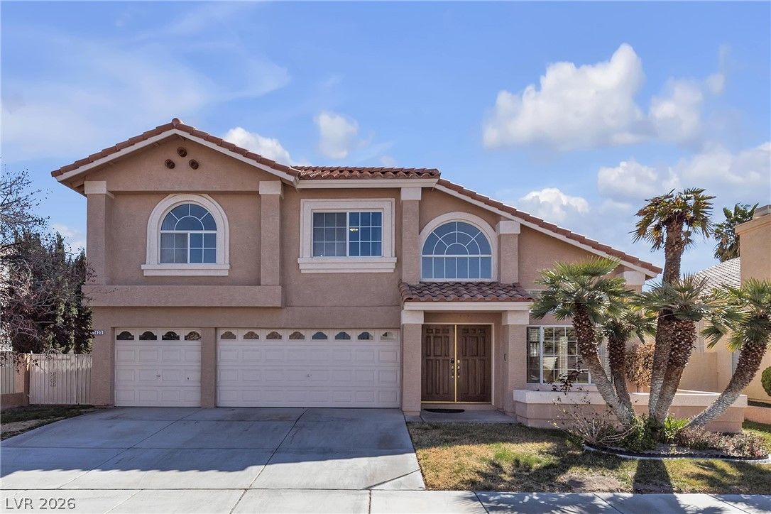 7425 Enchanted Hills Court — photo 2