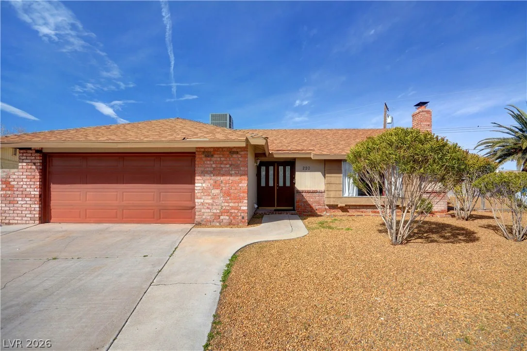 220 Moller Circle — photo 2