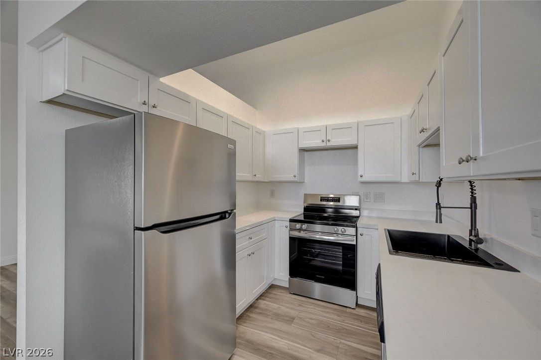 5320 Silvermist Court 101 — photo 2