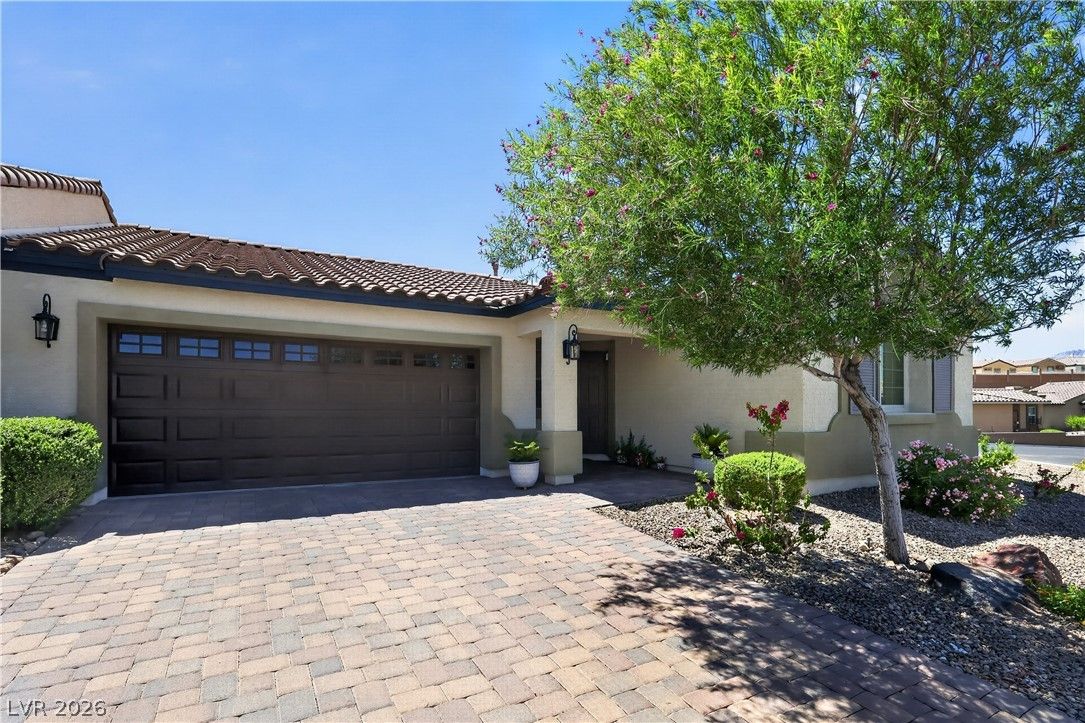 2870 Beacon Rock Drive — photo 2 of 31