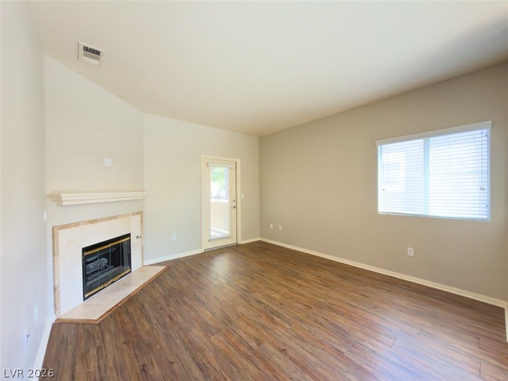 5250 South Rainbow Boulevard 2151 — photo 3 of 10