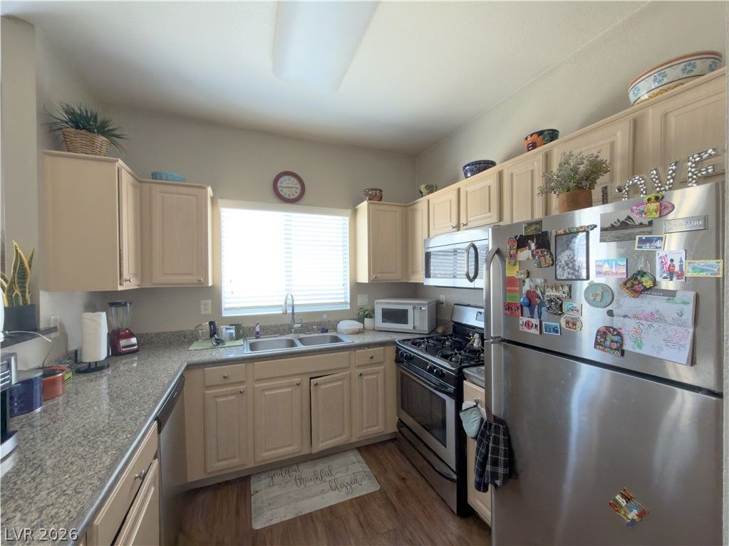 5250 South Rainbow Boulevard 2081 — photo 4 of 6