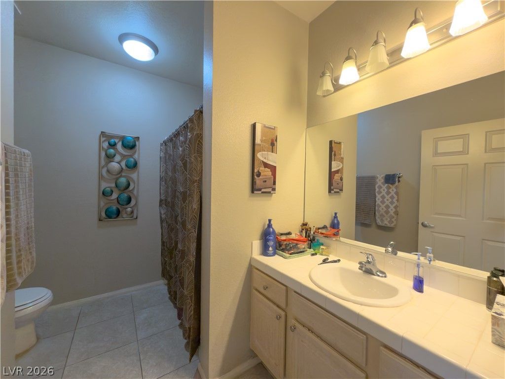 5250 South Rainbow Boulevard 2081 — photo 5 of 6