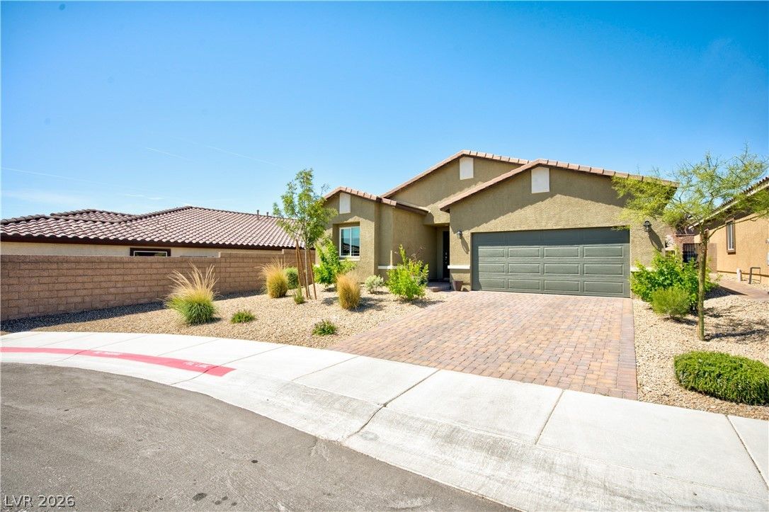 10095 Sequoia Falls Place — photo 2