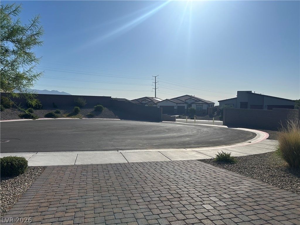 10095 Sequoia Falls Place — photo 4
