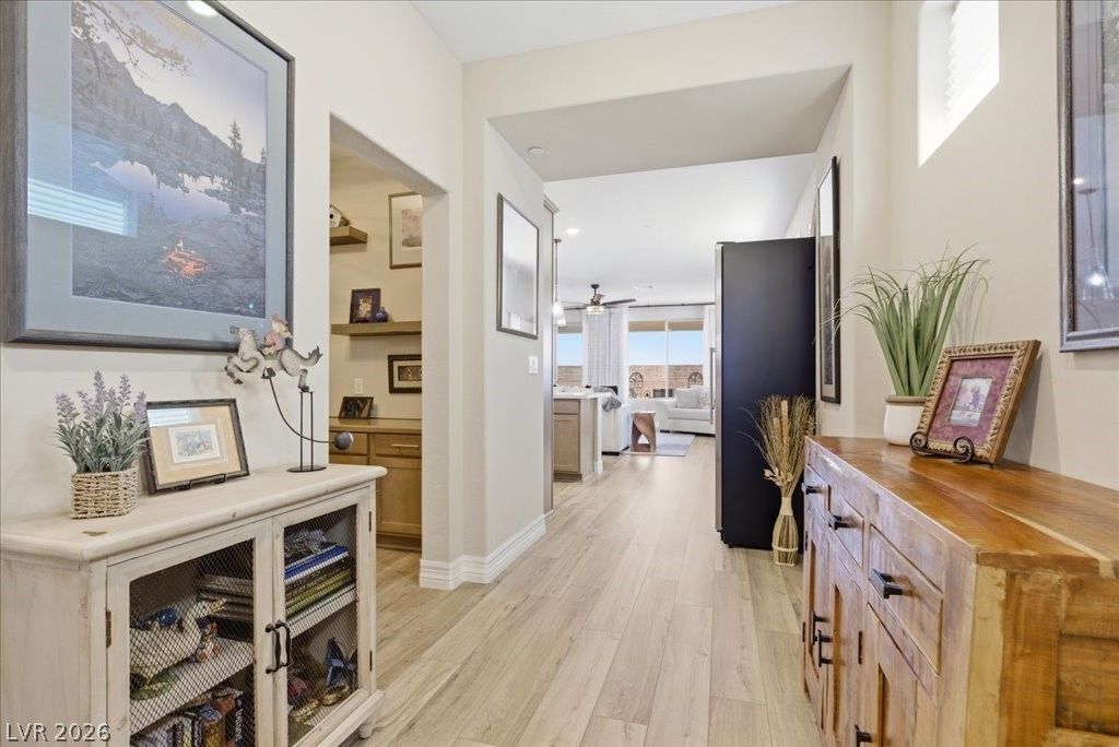 10026 Sangria Sunrise Avenue — photo 3