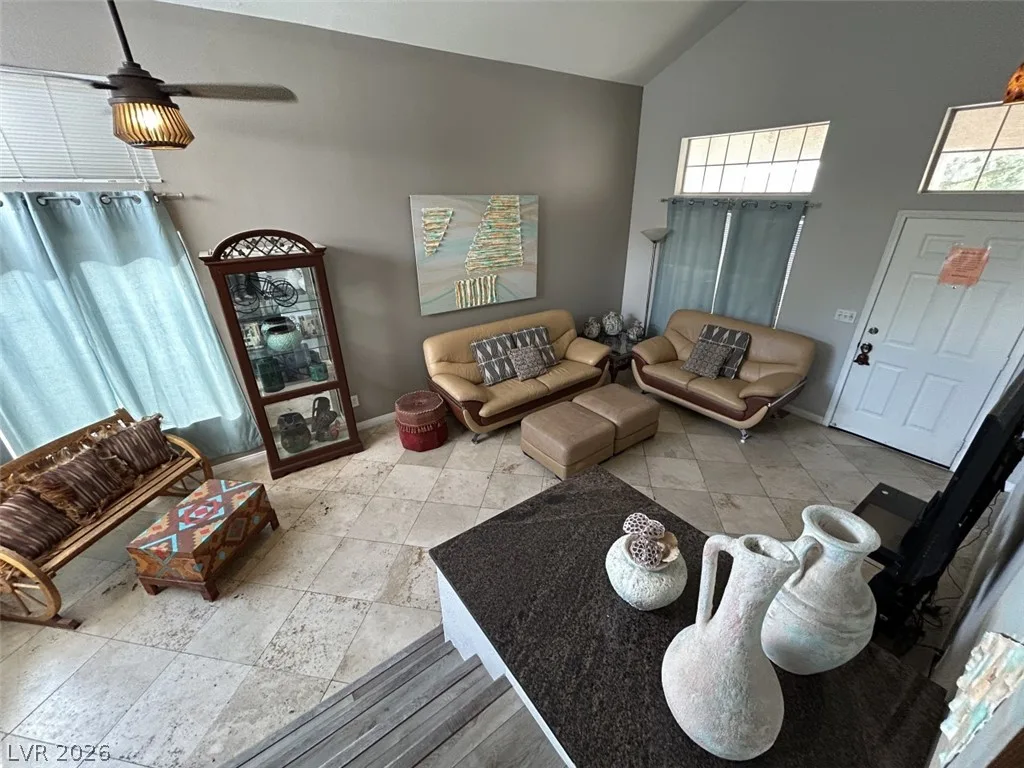 514 RANCHO DEL NORTE Drive — photo 2