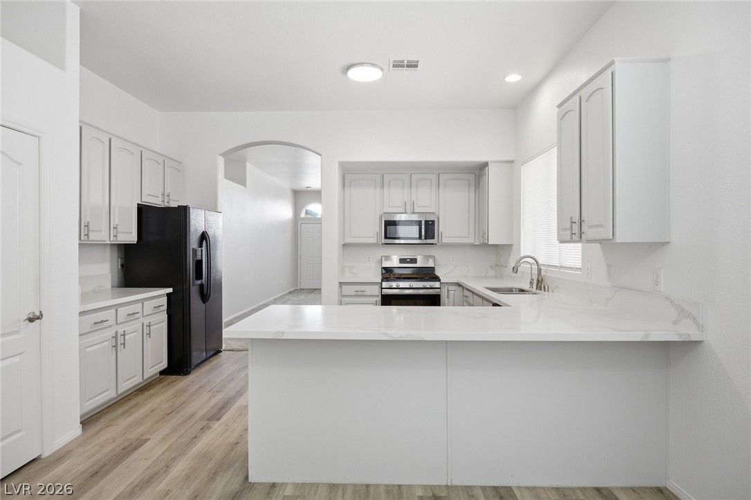 193 Oella Ridge Court — photo 1