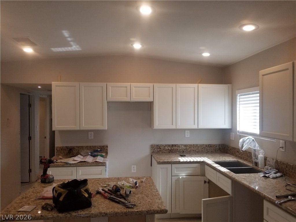 2504 Flower — photo 4 of 7