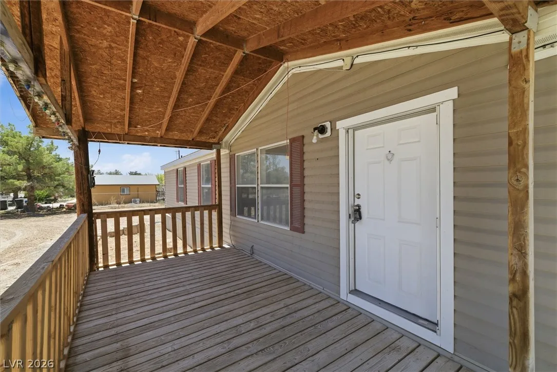 4650 Melissa Lane — photo 5