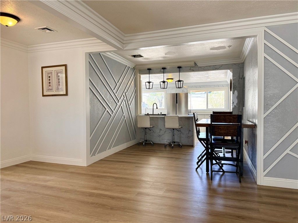 228 South 16th Street — photo 4 of 18