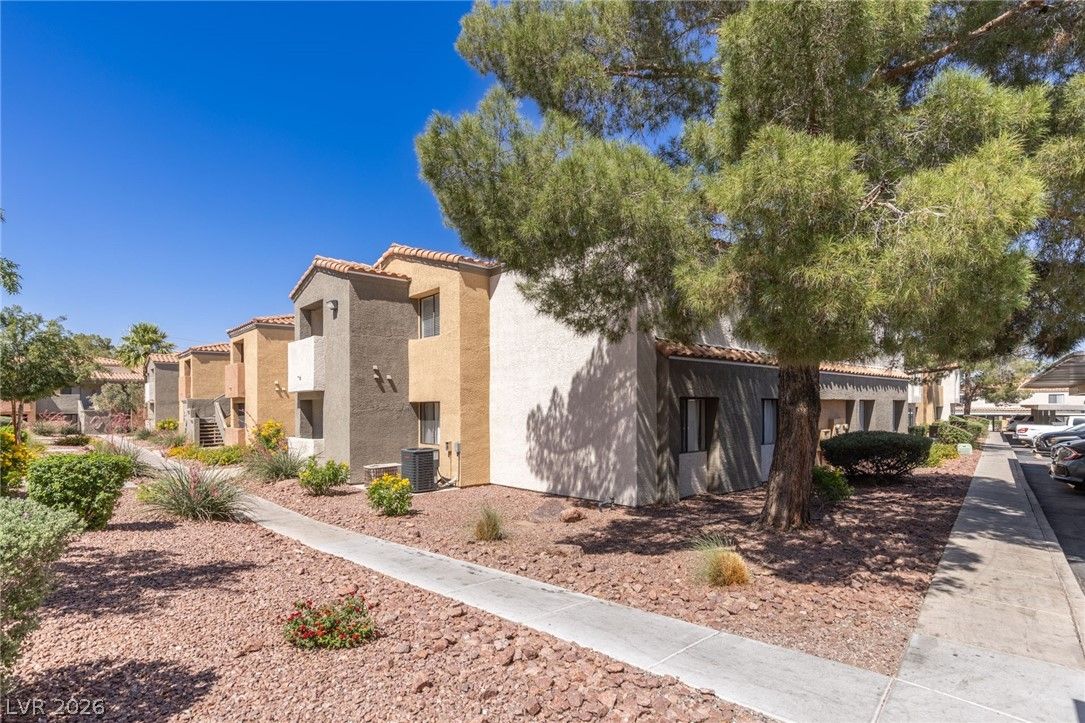 3151 Soaring Gulls Drive 2116 — photo 1
