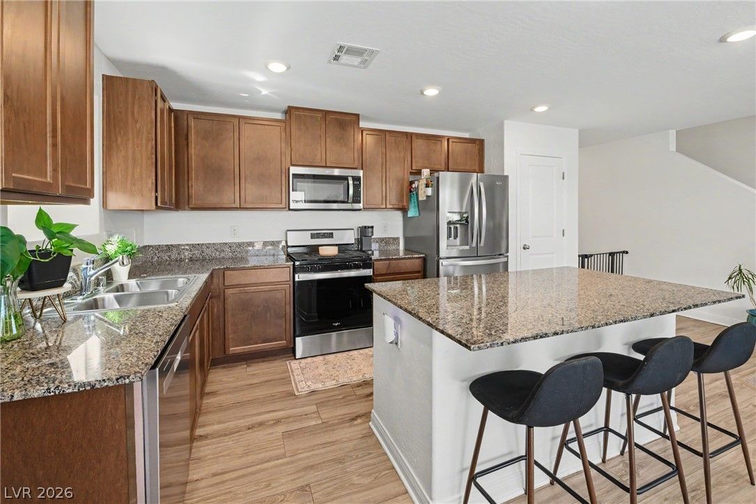 6860 Toros Street — photo 5