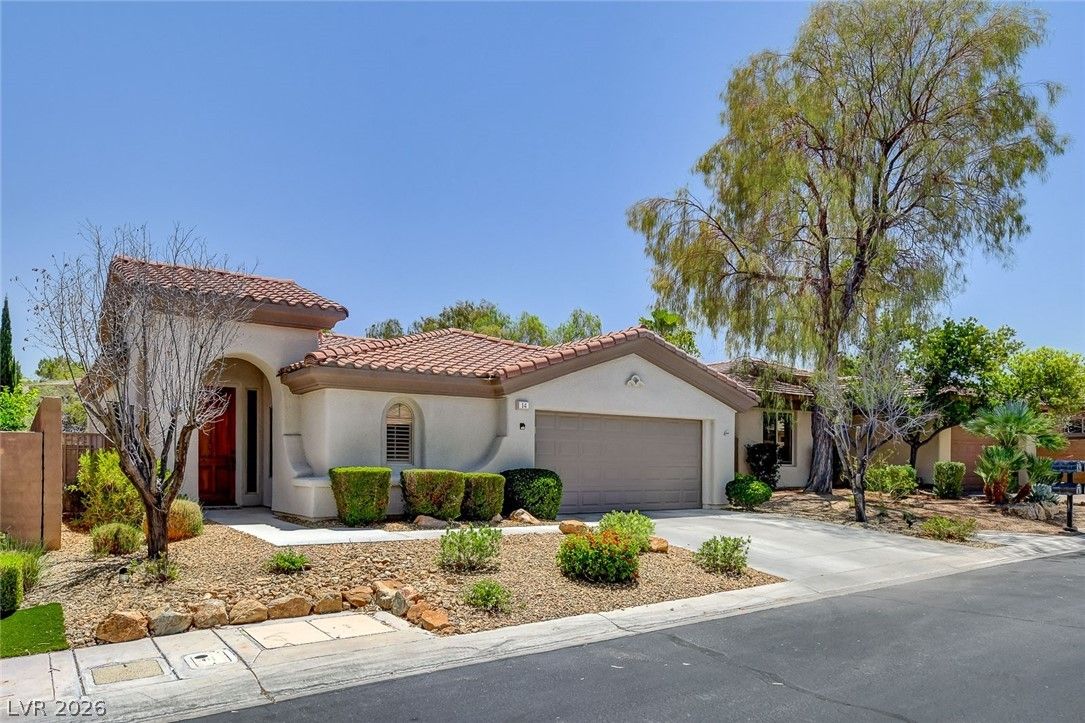 14 Emerald Dunes Circle — photo 2 of 29