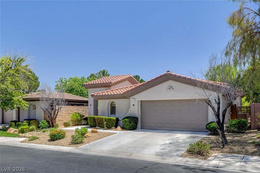 14 Emerald Dunes Circle — photo 3 of 29