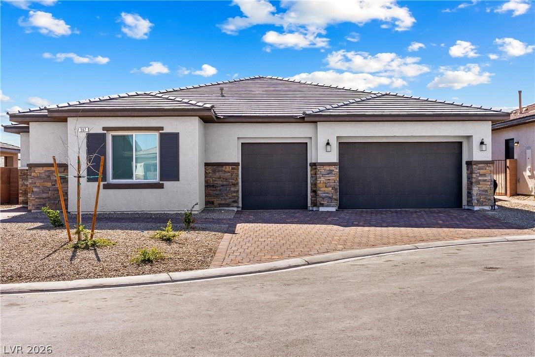 567 Jerry Bird Court — photo 1