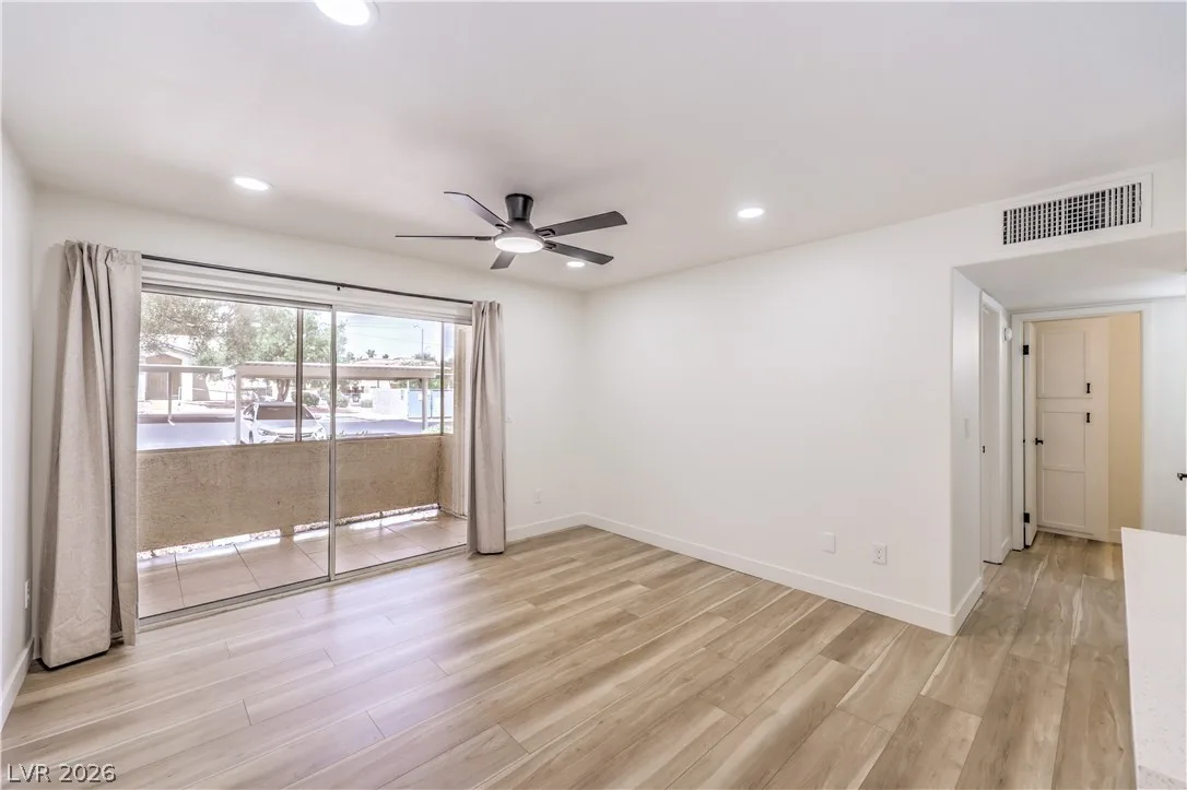3425 East Russell Road 147 — photo 5