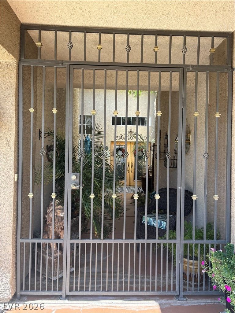 1412 October Oak Avenue — photo 5