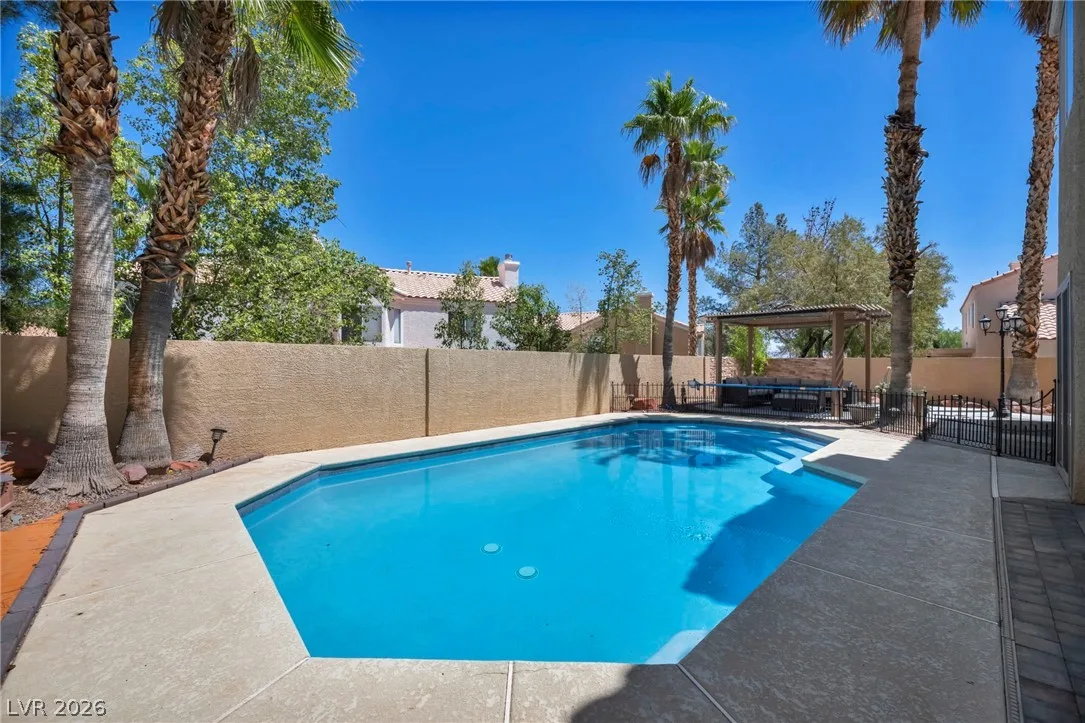 9236 Jadecrest Drive — photo 4