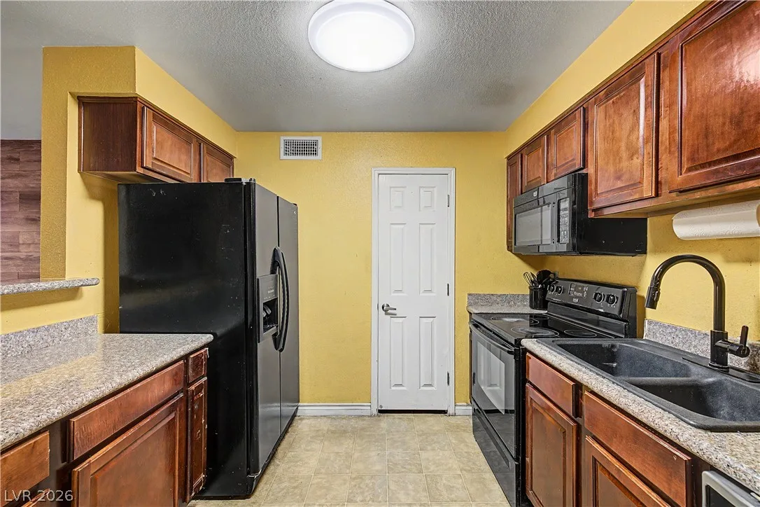 2451 North Rainbow Boulevard 2122 — photo 4