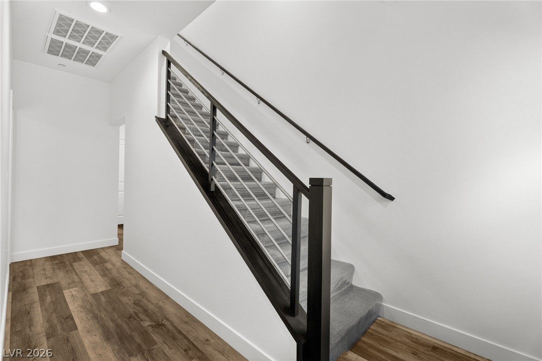 11469 Vibrant Heights Drive — photo 2
