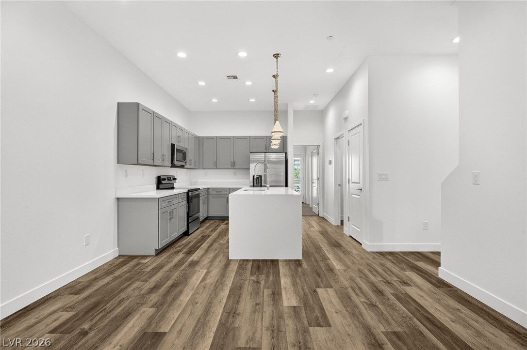 11469 Vibrant Heights Drive — photo 5