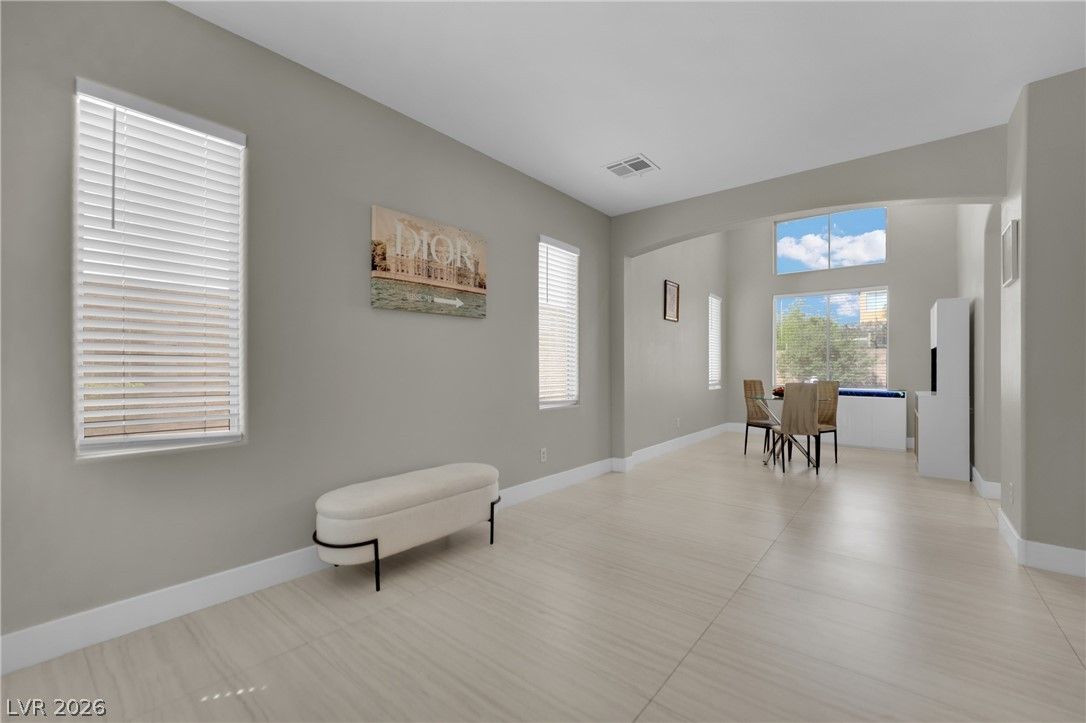 6047 Orange Poppy Court — photo 4