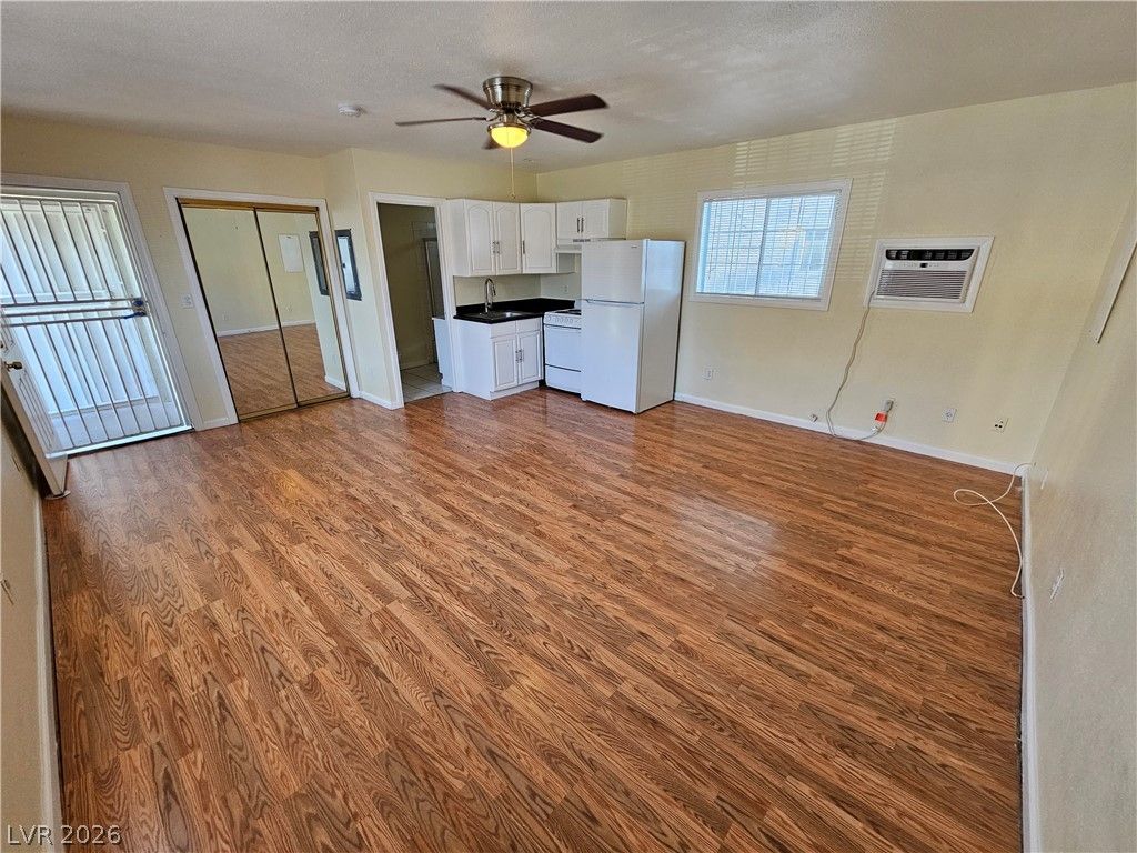 331 South 9th Street 4 — photo 2 of 10