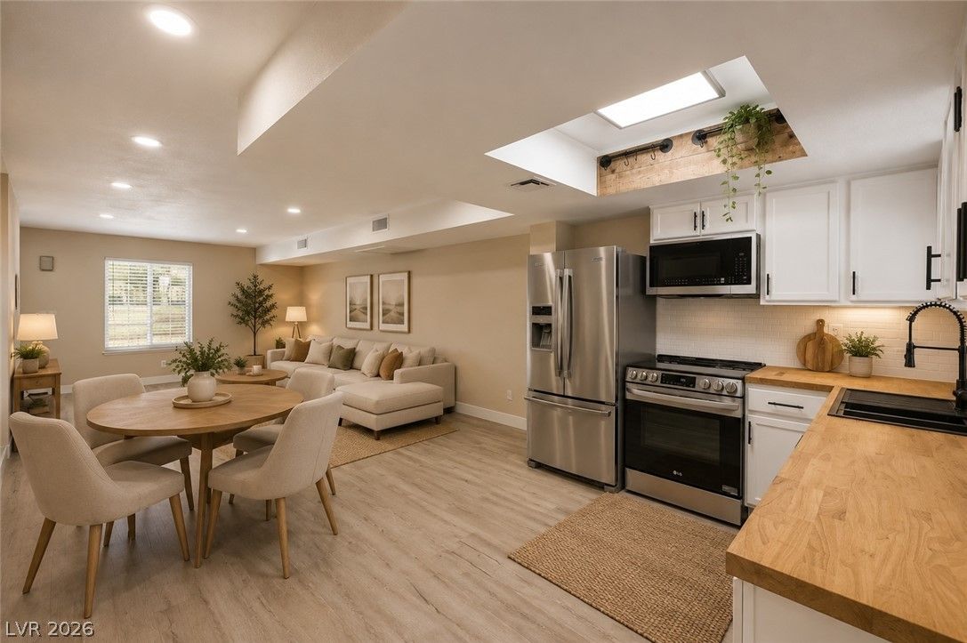5626 West Lake Mead Boulevard — photo 3