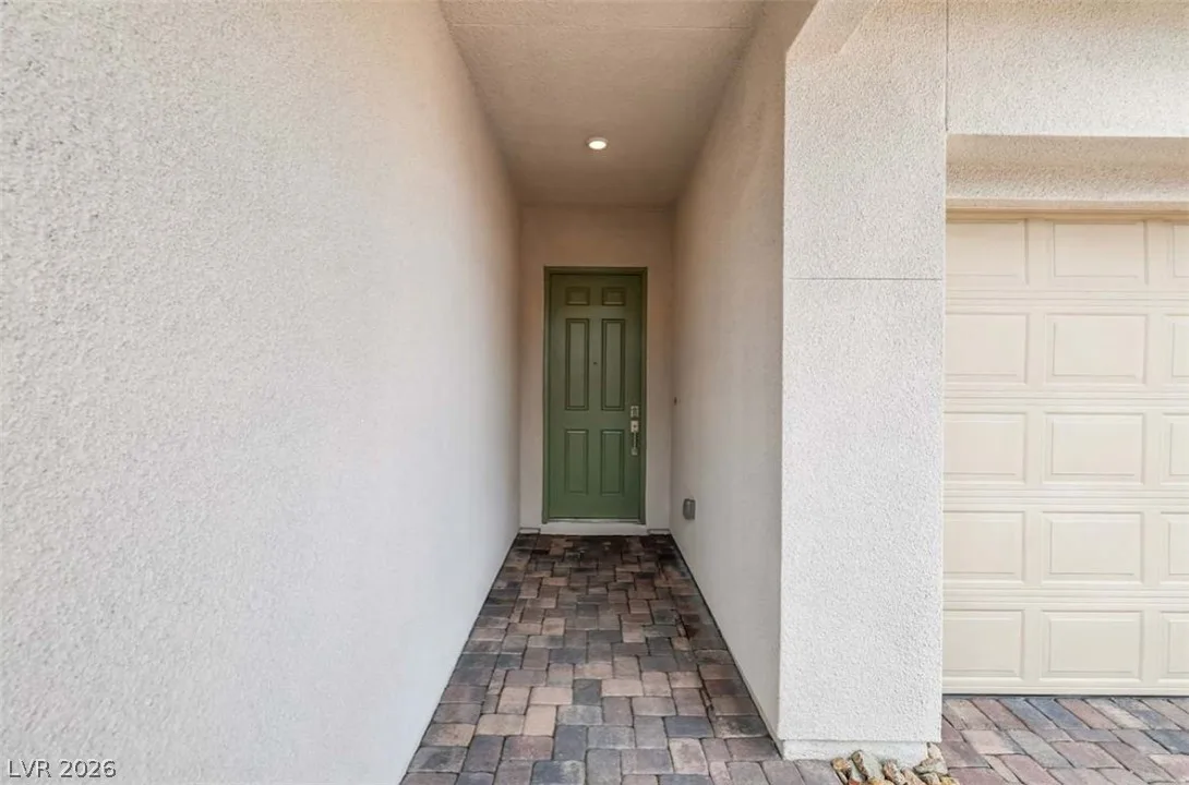 1201 Cloudbreak Cove Drive — photo 4