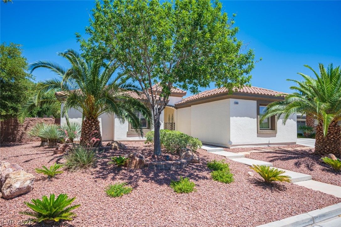 6888 April Wind Avenue — photo 3