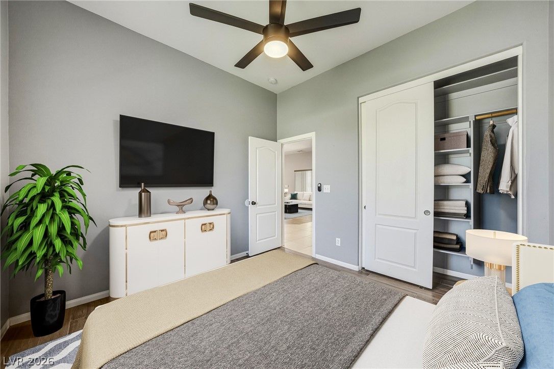 880 Benson Circle — photo 4