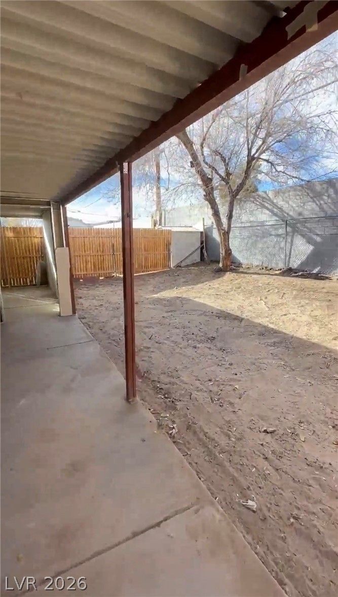 2400 Pardee Place — photo 5