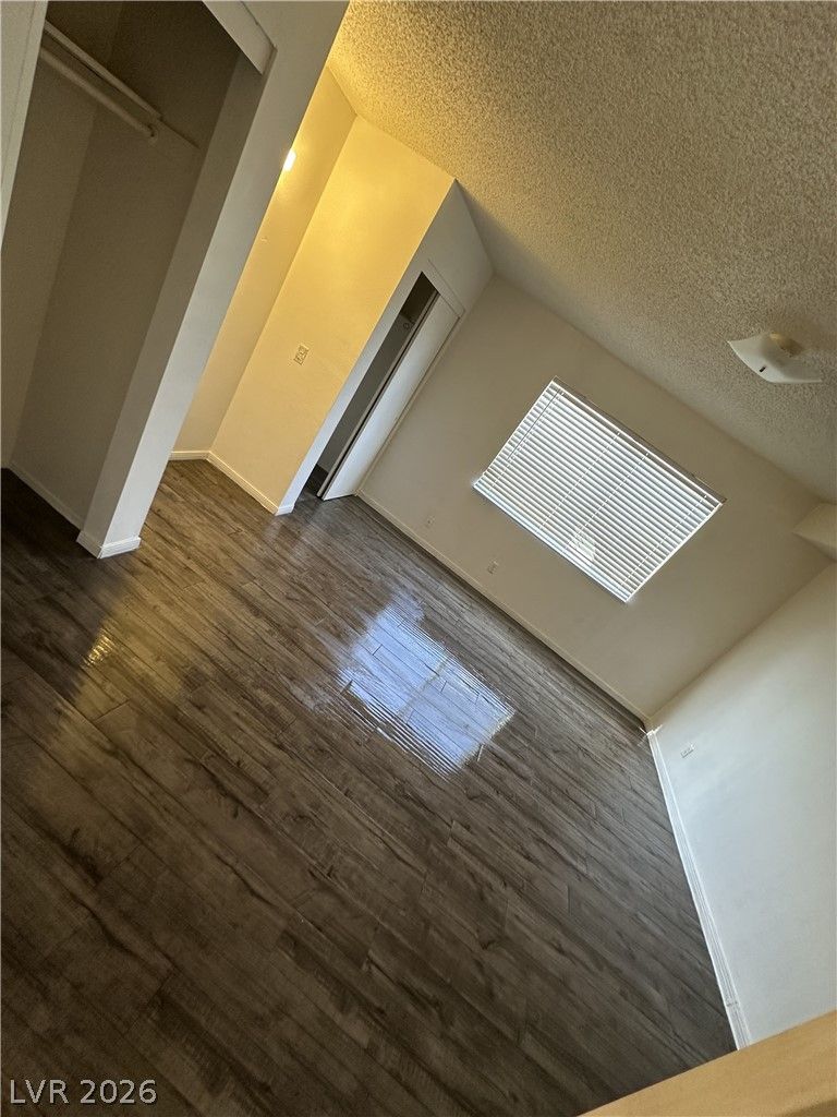 5808 Bromley Avenue 1 — photo 4 of 5
