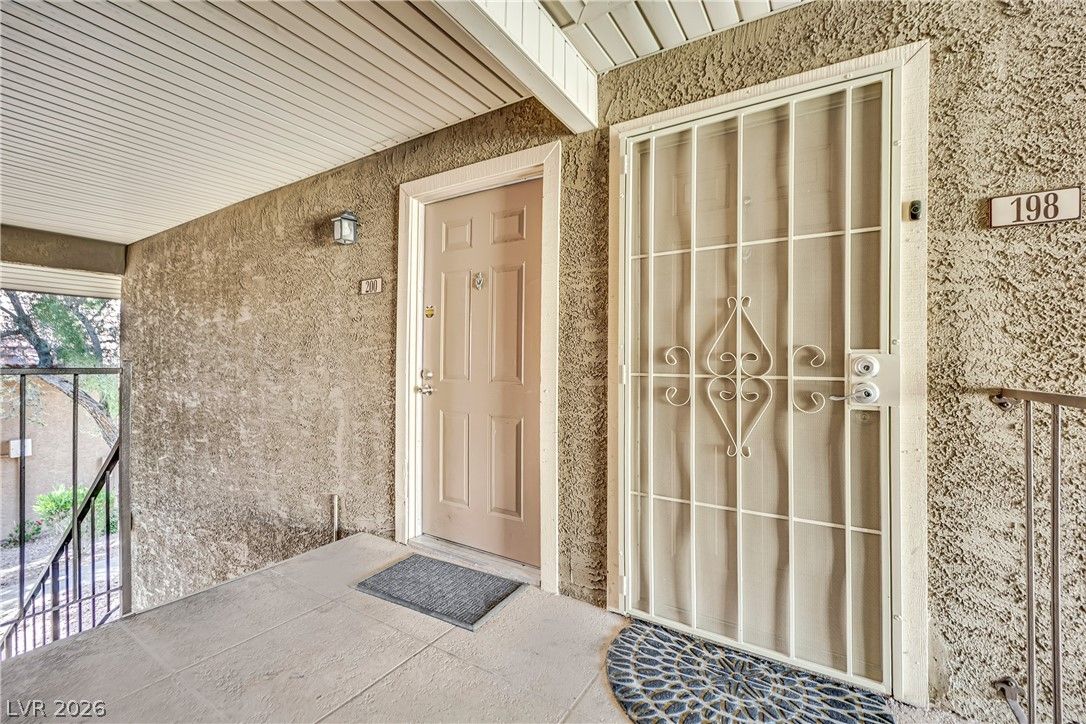 5098 River Glen Drive 198 — photo 3 of 27