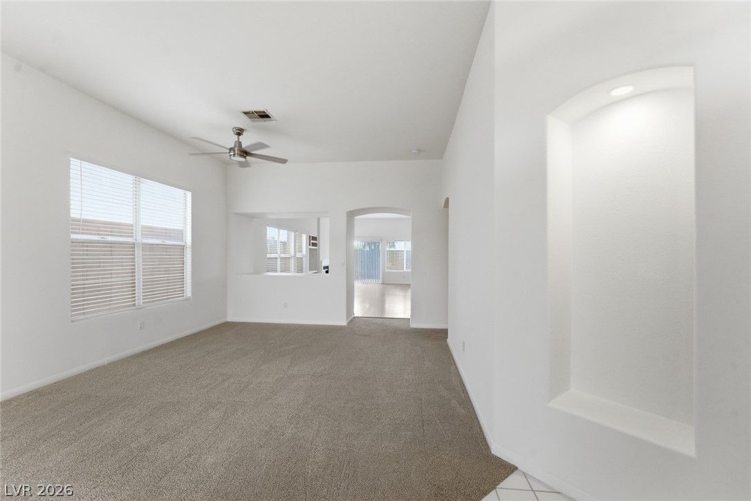 3872 Crest Horn Dr Drive — photo 3 of 22