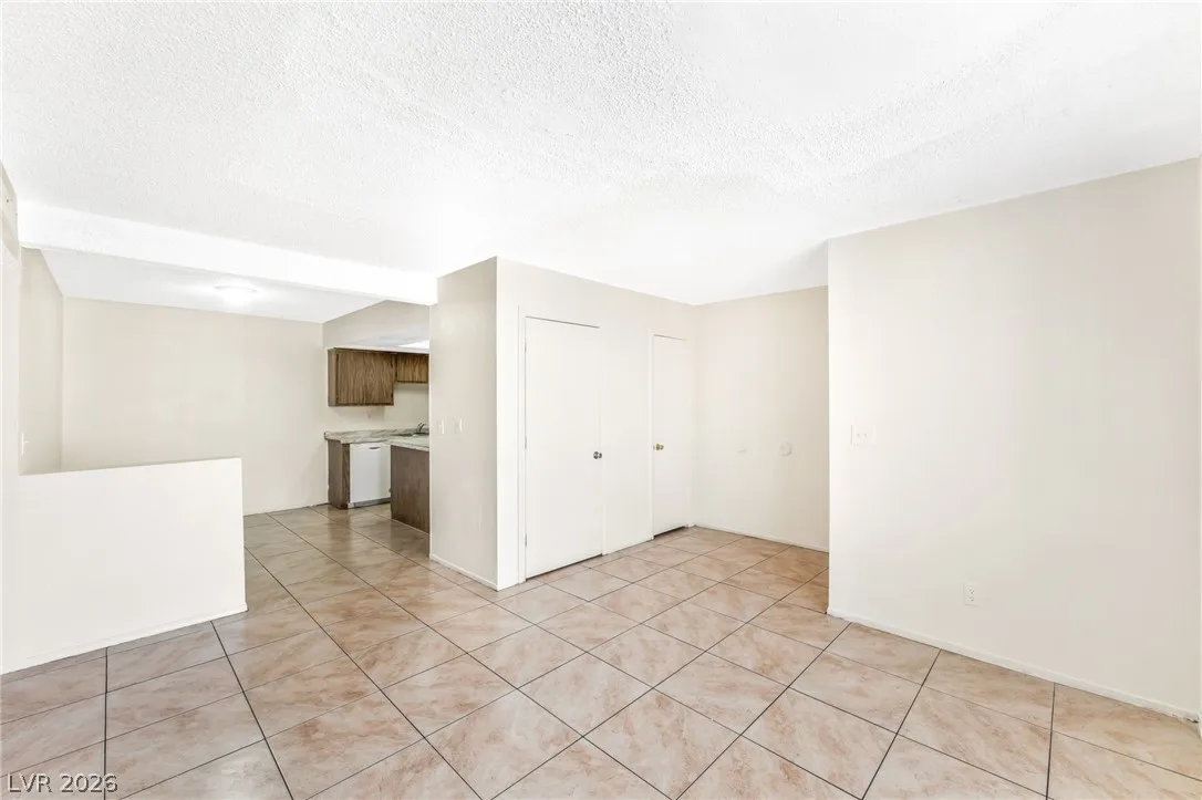5309 West Cheyenne Avenue 3 — photo 5